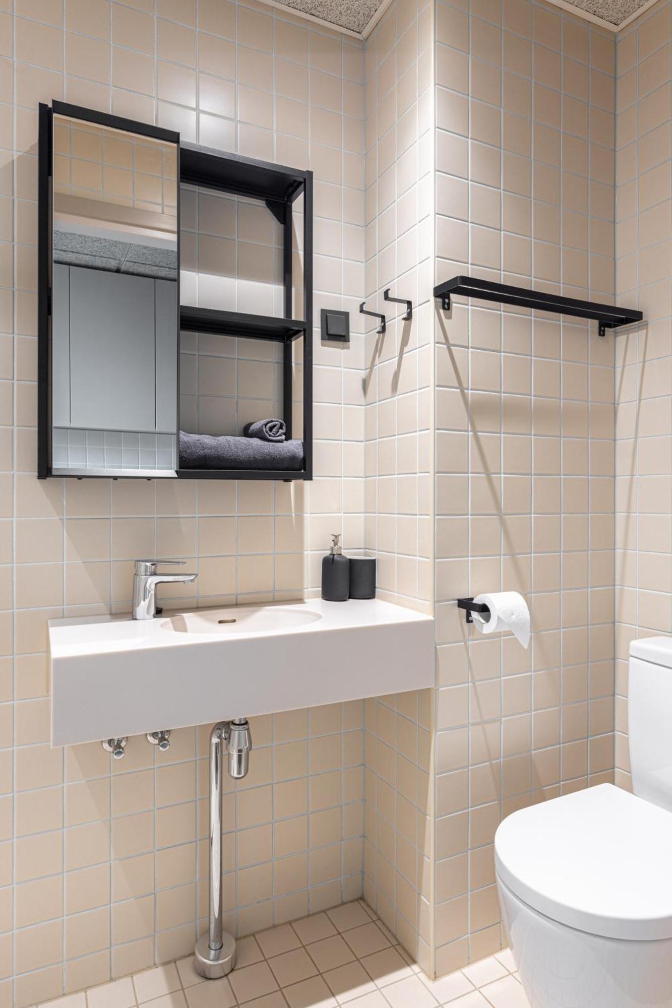 Hugo Apartment Hotel Tartu Buitenkant foto